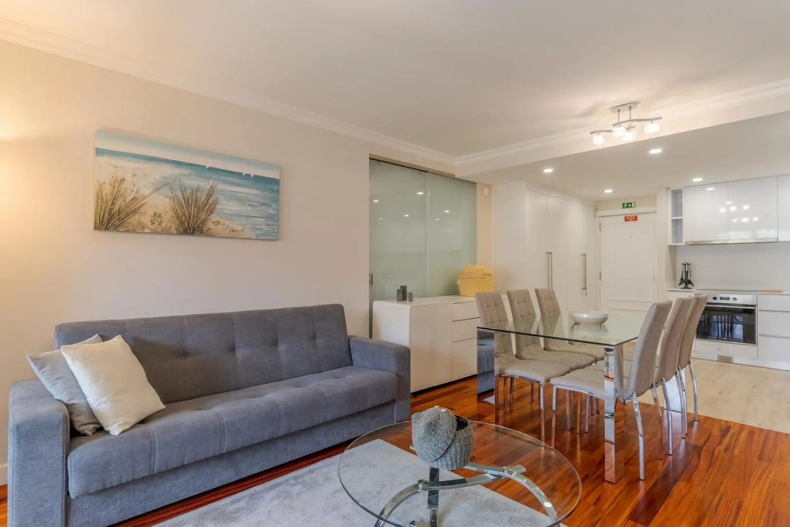 Stay In Avenue Arriaga 10 フンシャル 0*,  ポルトガル