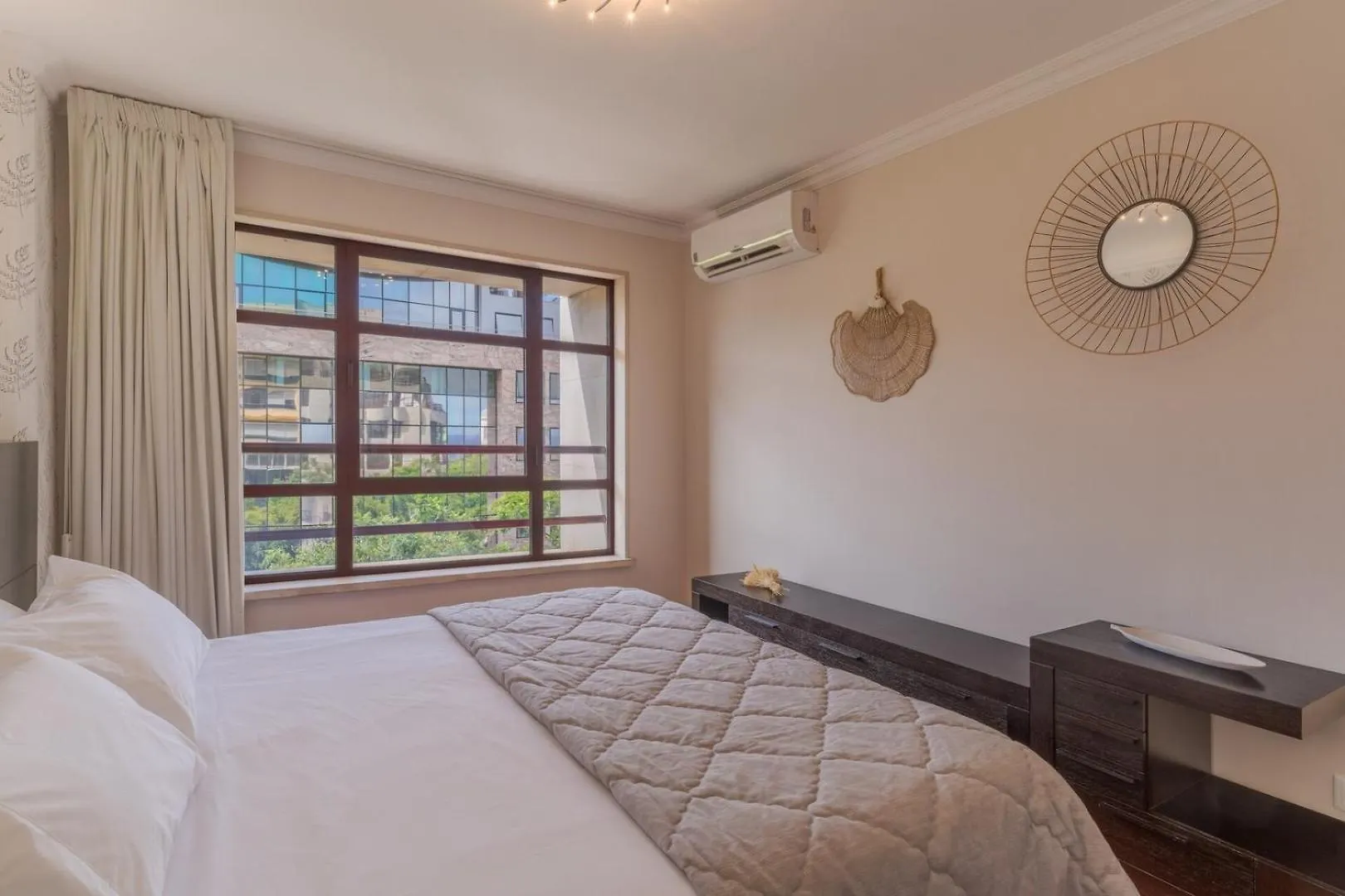 Stay In Avenue Arriaga 10 フンシャル ポルトガル